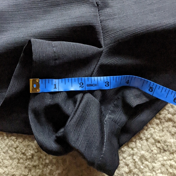 Topshop Black Short Shorts Side Zip - Size Small - Picture 9 of 9